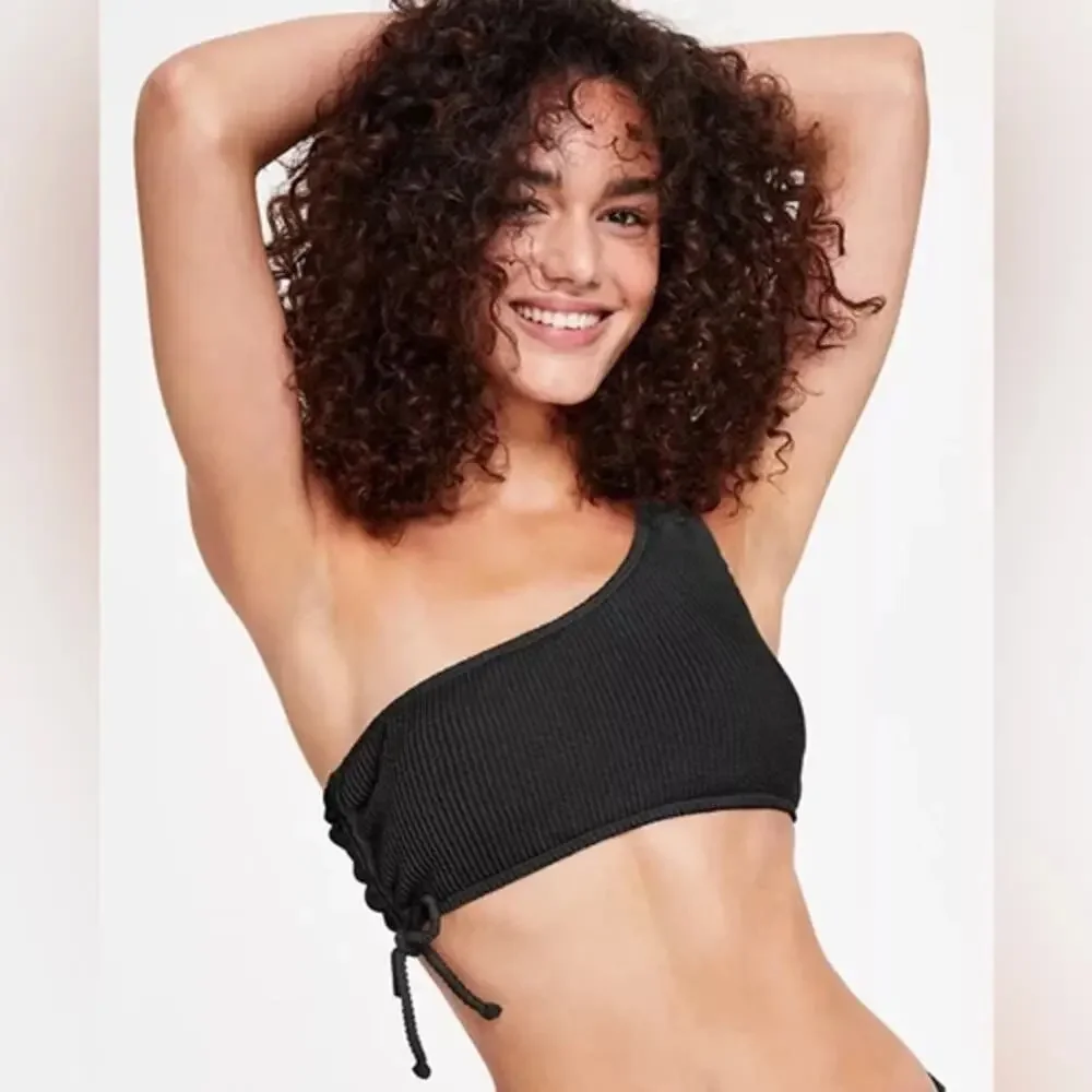 SALT + COVE Black Juniors' One-Shoulder Side-Shirred Bikini Top Size L NWOT